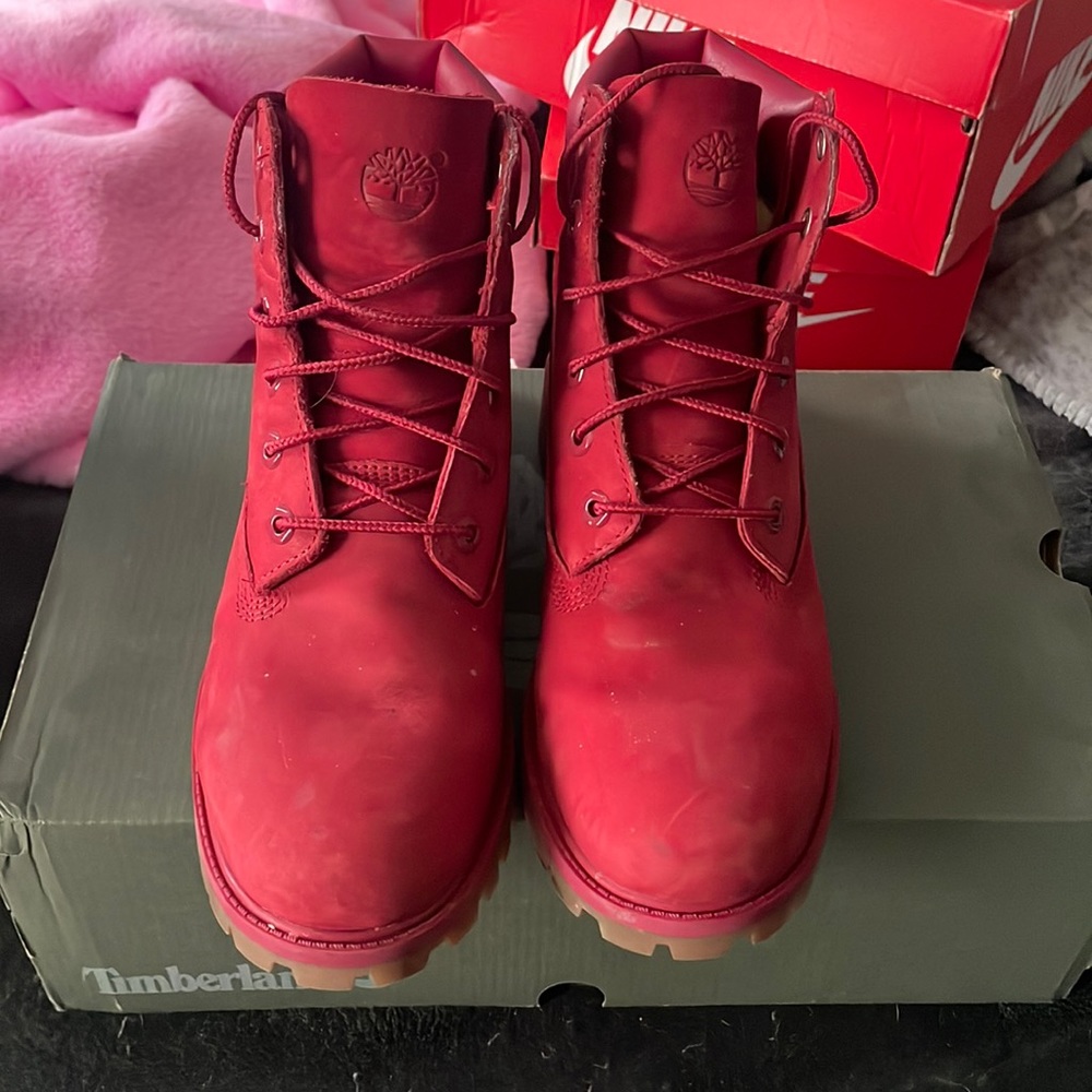 Red timberlands worn only 2 times.